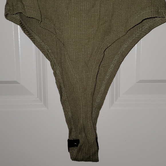 Bodysuit - Picture 8 of 10